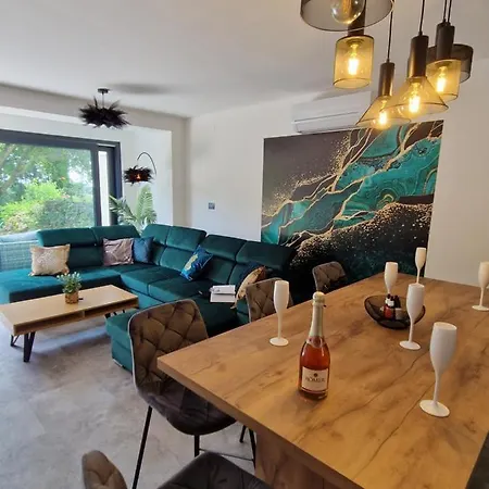 Βίλα Porta Krk *